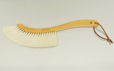 Staubbürste Sichelform 460139 REDECKER Ziegenhaar Buchenholz Besen Handeinzug