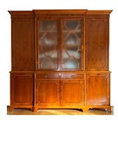 Englische Stilmöbel