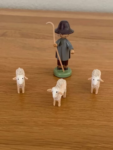 Flade hirte und drei schafe - flade,