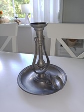 Kerzenhalter aus Feinzinn,20 cm hoch,909 g schwer,Pendel schwenkt hin und her