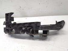 Audi A3 8P Facelift original Scheinwerferaufnahme links mit SRA-Zylinder Bj.2009