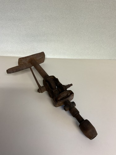 Alte handbohrmaschine mit - handbohrmaschine,