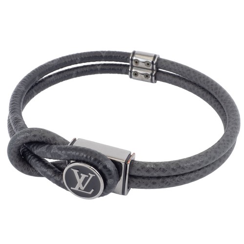 Louis vuitton loop - it, m6780d