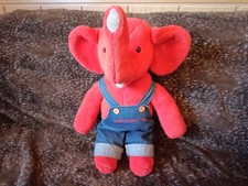 Stofftier, Elefant mit Latzhose von der Marke Elefanten