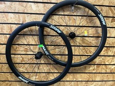 Mavic Cosmic S 42 Disc C-Lock 12x100-142 M11 Laufradsatz BRANDNEU!!!