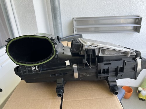 Mercedes benz luftfilterkasten - mercedes-benz,
