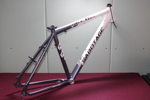 Sabotage race light - sabotage, xt