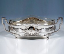 Silber Jardiniere Medallions