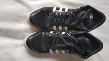 wunderschöne Adidas Sneaker Sleek Series Lack schwarz Gr. 39
