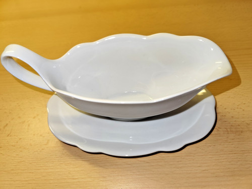 Sauciere soßenkanne schlicht - sauciere,