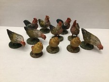 Uralte Masse Krippen Zubehör Teile  11 HÜHNER , Weihnachtsschmuck,