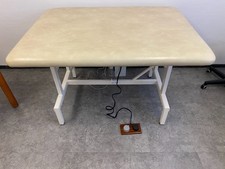 Therapieliege, elektrisch