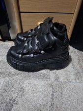 NEUE ROCK-Schuhe, Größe 45