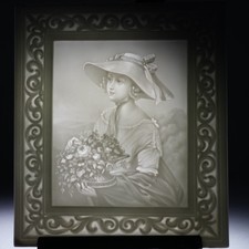 PMP Plaue von Schirholz Lithophanie-Platte Dame mit Blumen-Bouquet V.RAI