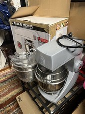 Teddy Varimixer Rührmaschine/3 Rührschüsseln/3Aufsätze