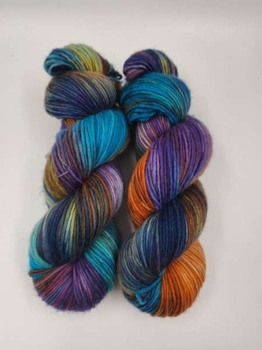 Handgefärbtes 100 merino - ,
