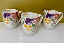 3 Porzellan Tassen mit Blumen NEU 400 ml in zarten Farben