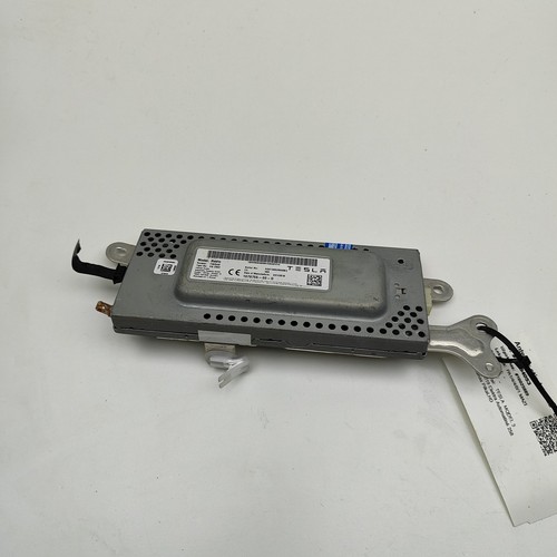 Tesla model radio fm - tesla, 3
