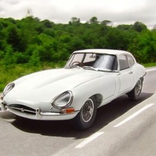 Kyosho 08954W Jaguar E-Type