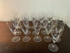 24 Weißweingläser Modell