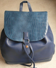 Rucksack ** mit Handytasche **