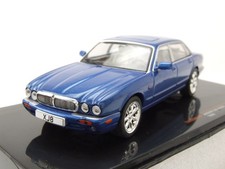 Jaguar XJ8 X308 RHD 1998 blau