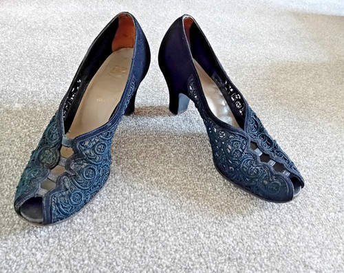 Vintage lotus loquita lace - lotus,