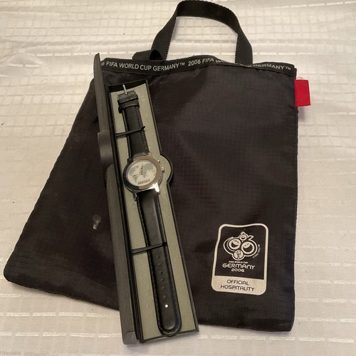 Quarz armbanduhr fifa world - armbanduhr,