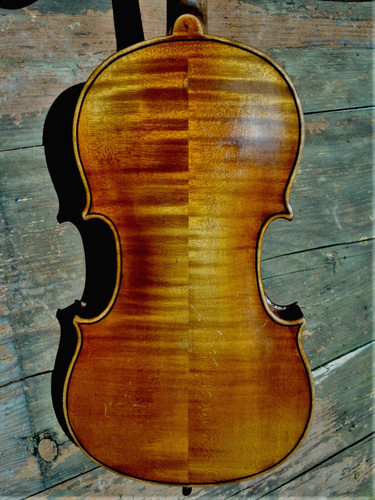 Old violin lab - ., ruggieri