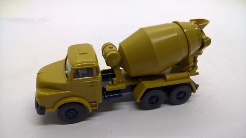 Wiking 682 man 281 - man, 26.281