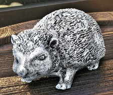 Steinfigur "Igel Papa"  frostfest Gartenfigur Deko Steinguss wetterfest  