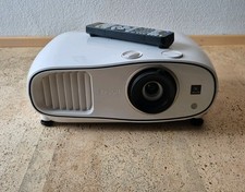 Epson EH-TW6700W 3D Full HD  Wireless-Projektor - Weiß