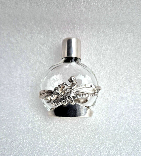Wunderschöner alter parfum - alter,