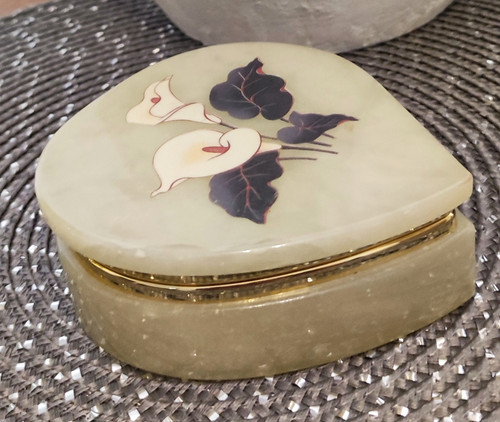 Genuine alabaster deckeldose - genuine,