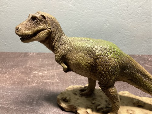Tyrannosaurus rex dinosaur - tyrannosaurus,
