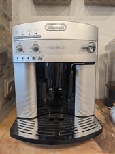 Kaffevollautomat DeLonghi Magnifica ESAM 3200.S EX1