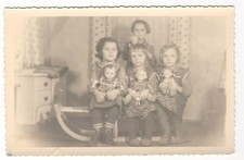 5/580 FOTO KINDER PUPPEN