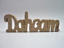 Schriftzug Dahoam / Daheim aus