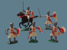 Kreuzritter Hongkong Figuren 5 Stück Steckfiguren