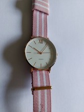 Damenarmbanduhr Marke Sempre Quartz