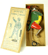 Altes Blechspielzeug: Lehmann Kletter-Affe"TOM 385" mit alter Box selten. (1X33)