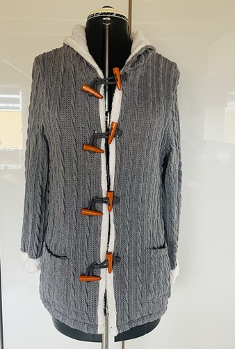 Kuschelige strickjacke mit - kuschelige,
