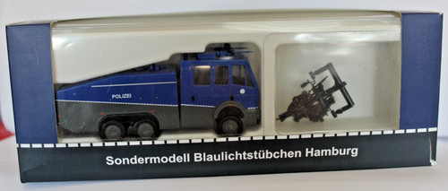 Wasserwerfer 9000 polizei - 9000,