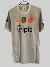 FC Bayern Triple Sondertrikot Goretzka