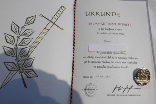 Oberst ehrengeschenk 1980 - oberst,