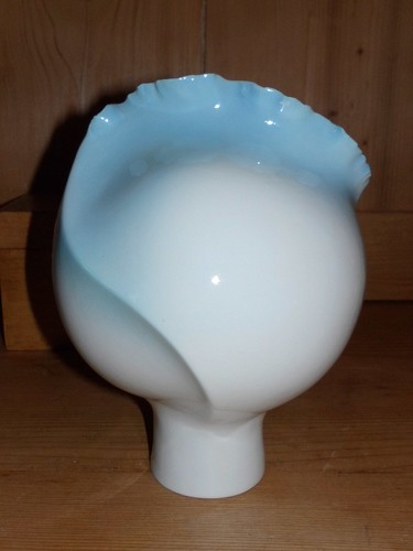 Porzellan vase weiß hellblau - porzellan-vase, weiß-hellblau