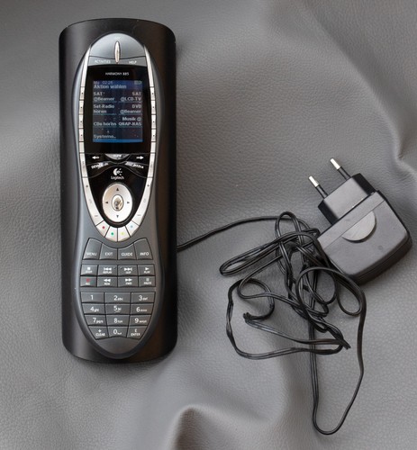 Logitech harmony 885 - logitech,
