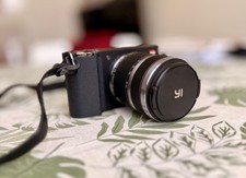 Mirrorless system camera - m1,