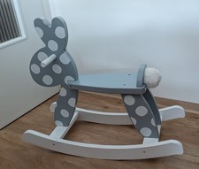 Schaukelpferd bzw. Schaukelhase von Spiegelburg - Babyglück - Wipptier