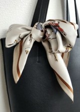 SEIDENTUCH 53*53cm•REINE